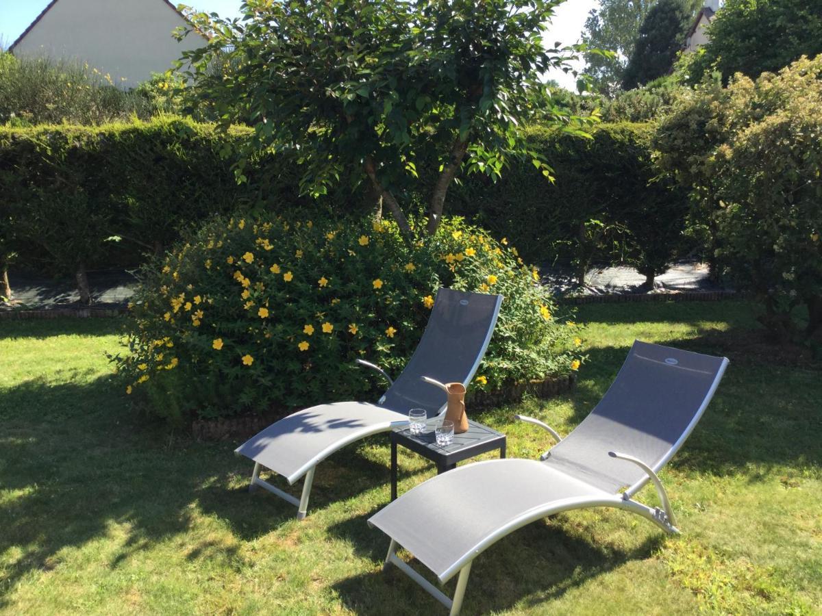 Coup de cœur assuré ! CALM Comme à la Maison ! maison spacieuse avec grande terrasse pour 2 à 5 personnes proximité Granville et mer avec wifi et parking gratuits Exterior foto