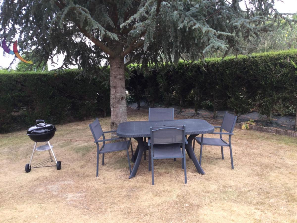 Coup de cœur assuré ! CALM Comme à la Maison ! maison spacieuse avec grande terrasse pour 2 à 5 personnes proximité Granville et mer avec wifi et parking gratuits Exterior foto