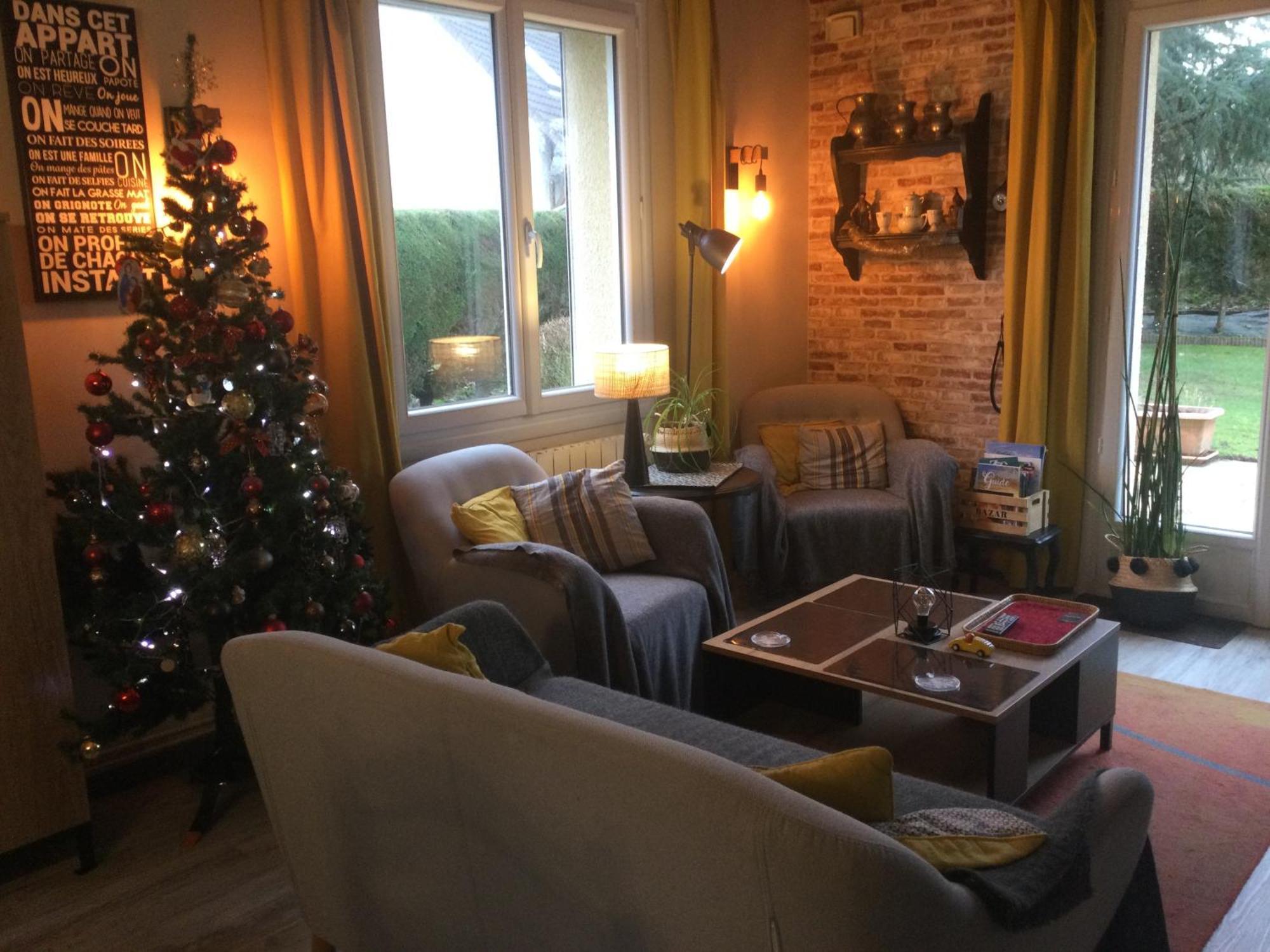 Coup de cœur assuré ! CALM Comme à la Maison ! maison spacieuse avec grande terrasse pour 2 à 5 personnes proximité Granville et mer avec wifi et parking gratuits Exterior foto